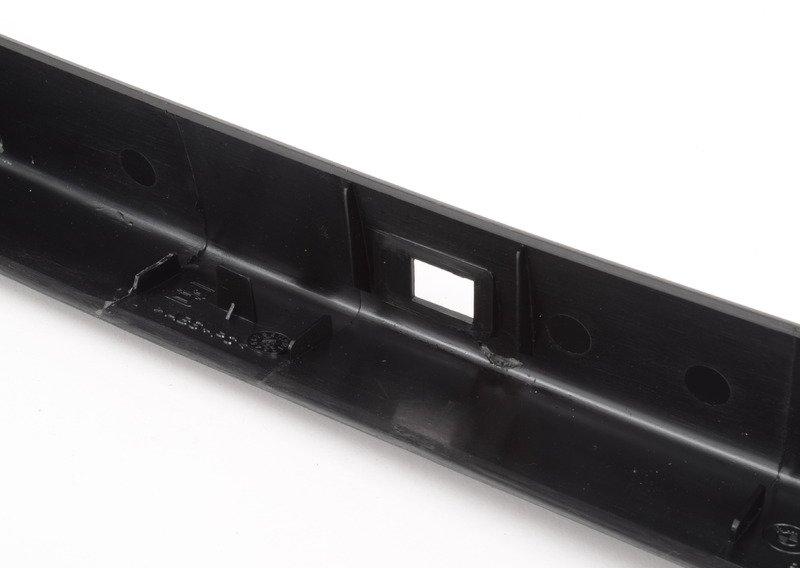 Облицовка багажной двери Л Бок Наруж