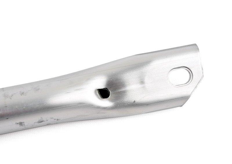 G30/G31/G38/G14/G15/G16 Тяга П усиления передней части кузова