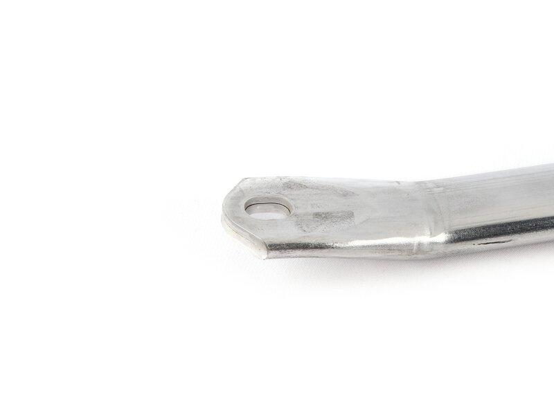 Распорка стоек впереди