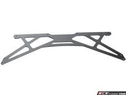 Распорка стоек впереди