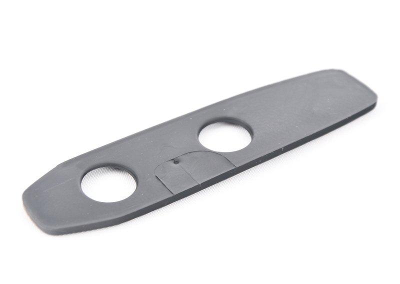 Подставка заднего спойлера