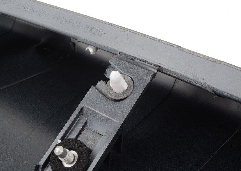 Задний спойлер грунтованный