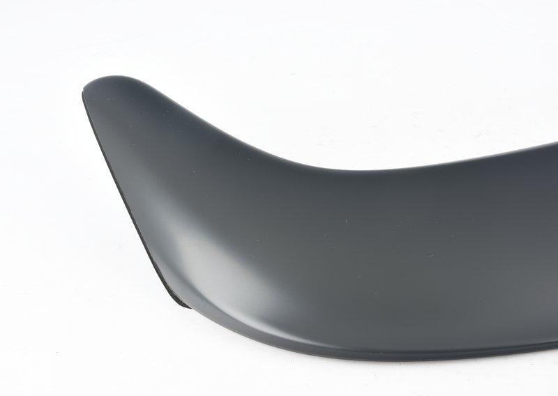 Задний спойлер грунтованный