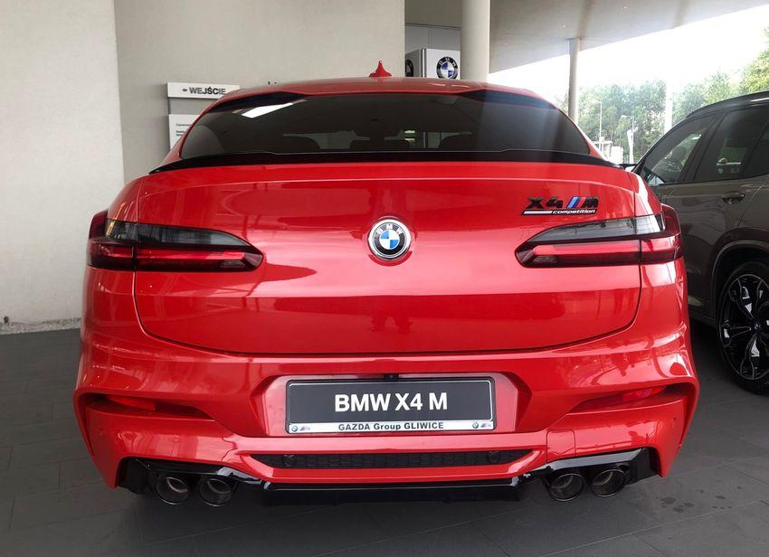 F98 Задний спойлер грунтованный