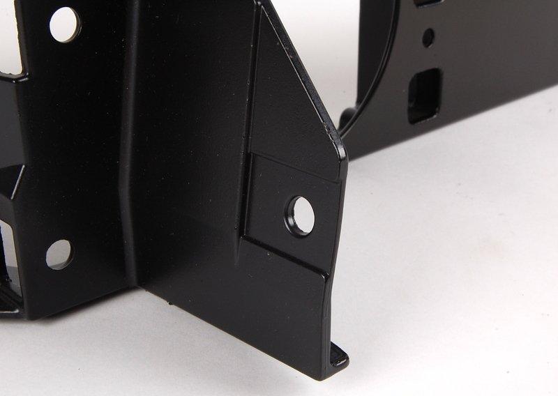 Кронштейн щита передка Л