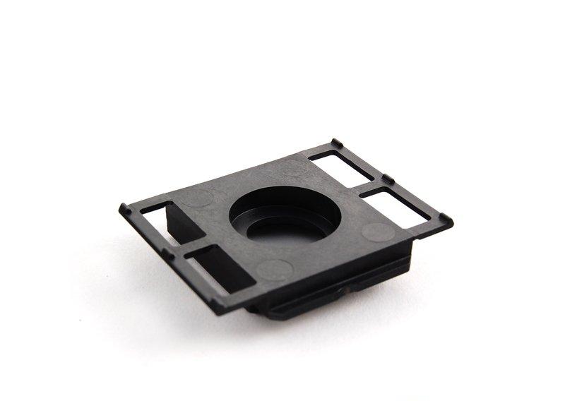 Крепление радиатора Вх