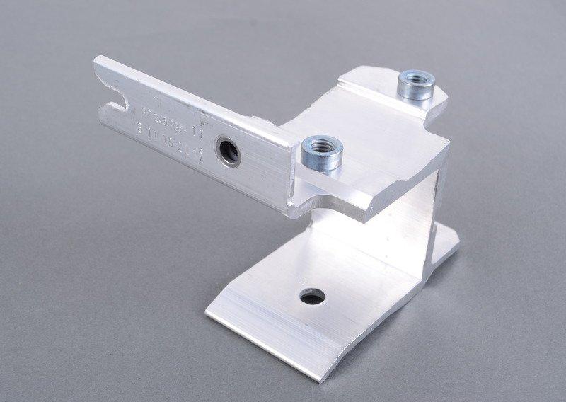 Крепление переднего подрамника П