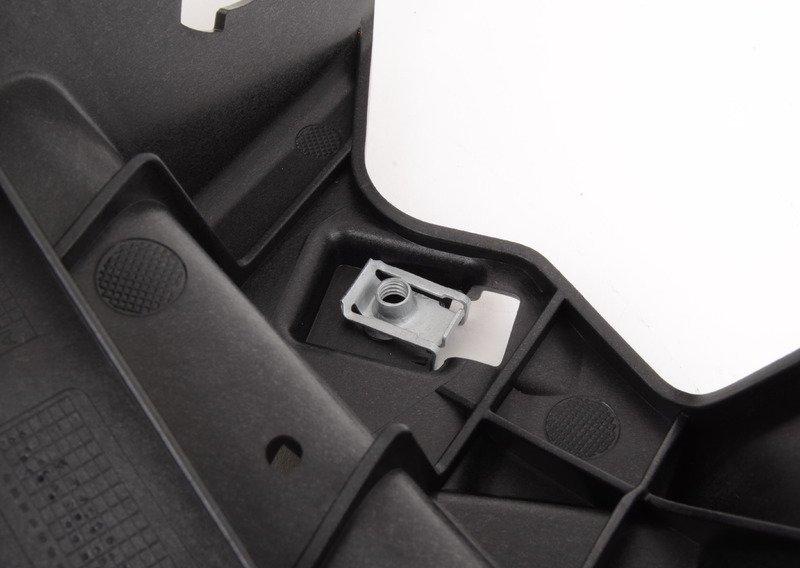 F16 кронштейн крыла правый