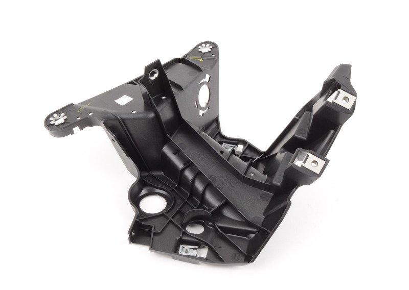 F16 кронштейн крыла правый