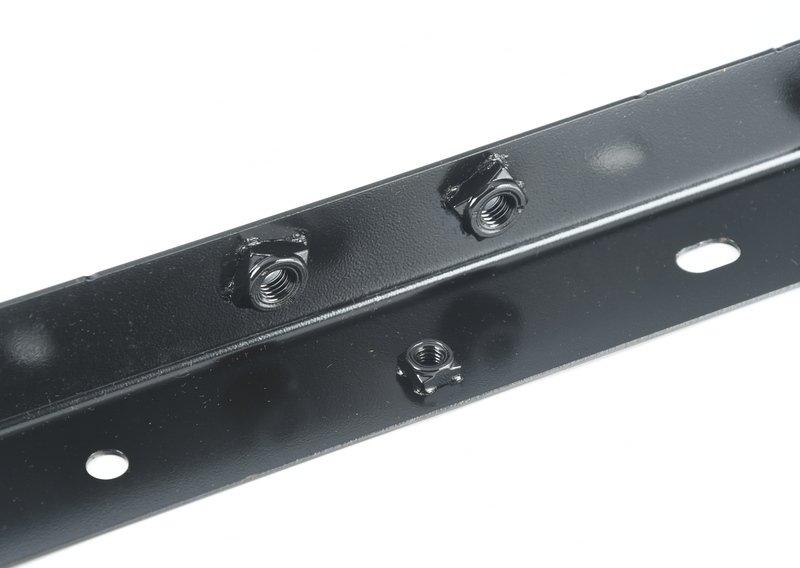 G01 поперечина моторного отсека