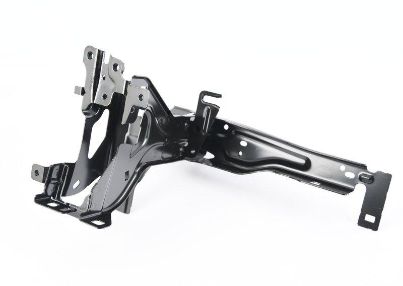 G80/G82 Крепление правой фары