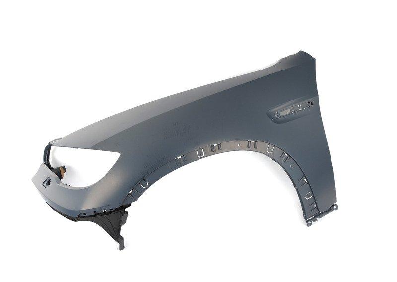 Крыло M загрунтованное Л Пд  E70