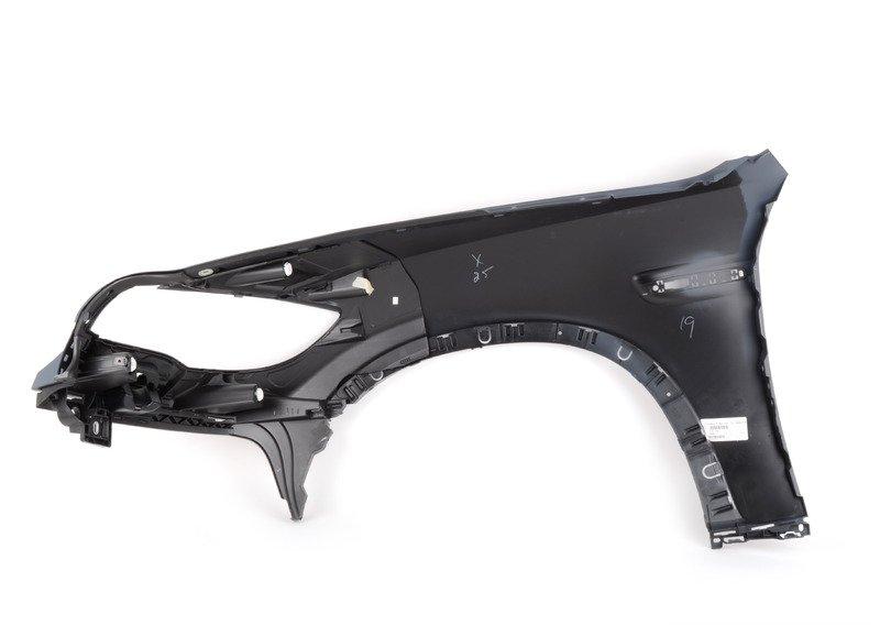 Крыло M загрунтованное П Пд E70