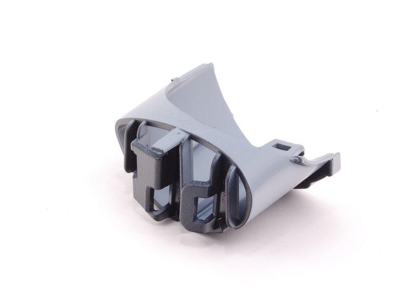 Кронштейн воздухозаборника в пороге Л