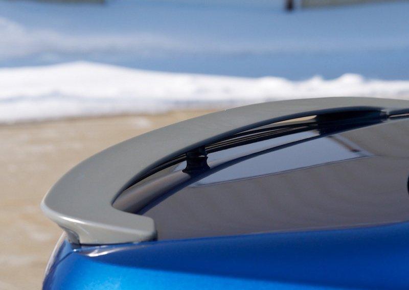 Задний спойлер, загрунтованный