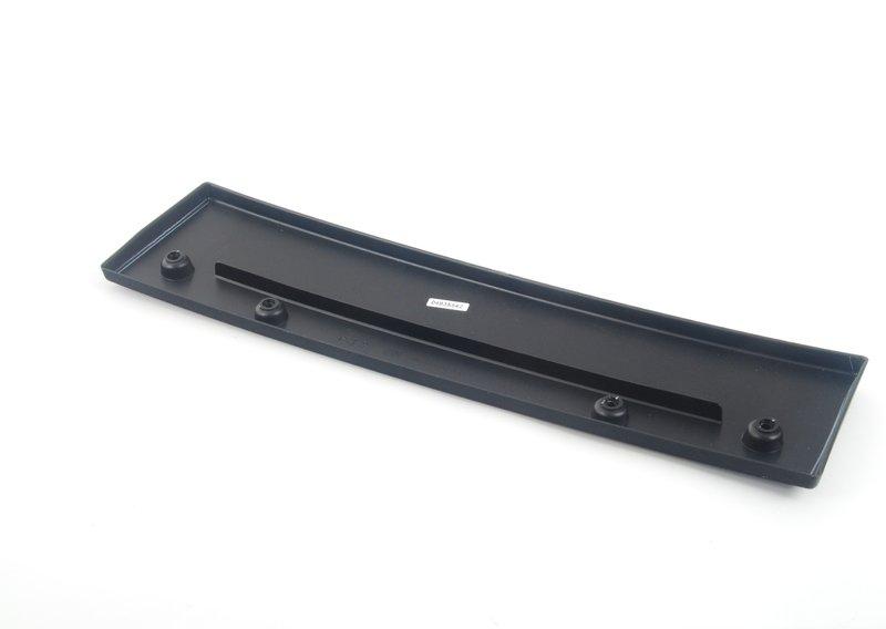 Щиток для крепления номер. знака черный