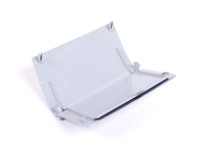 Щиток слева загрунтованный