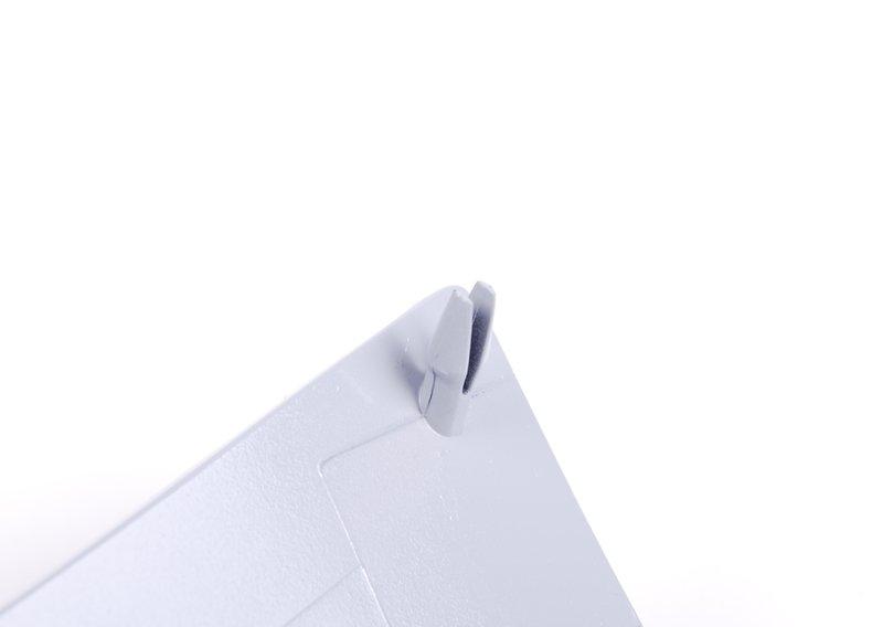 Щиток слева загрунтованный