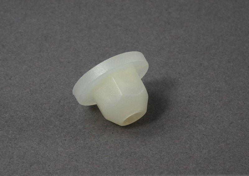 Колпачковая гайка