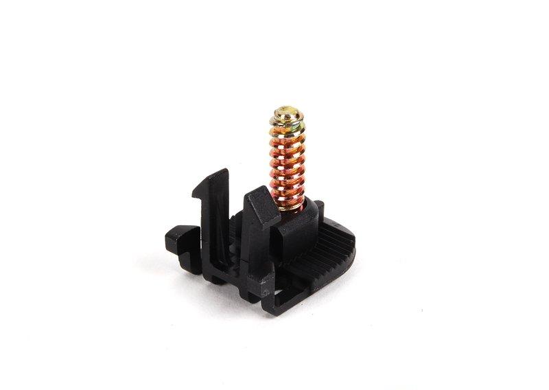 Зажимной винт