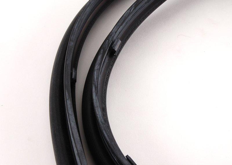 Уплотнитель капота Пд