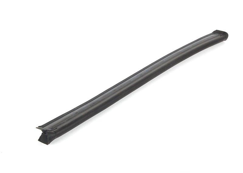 Уплотнитель капота П Пд E31