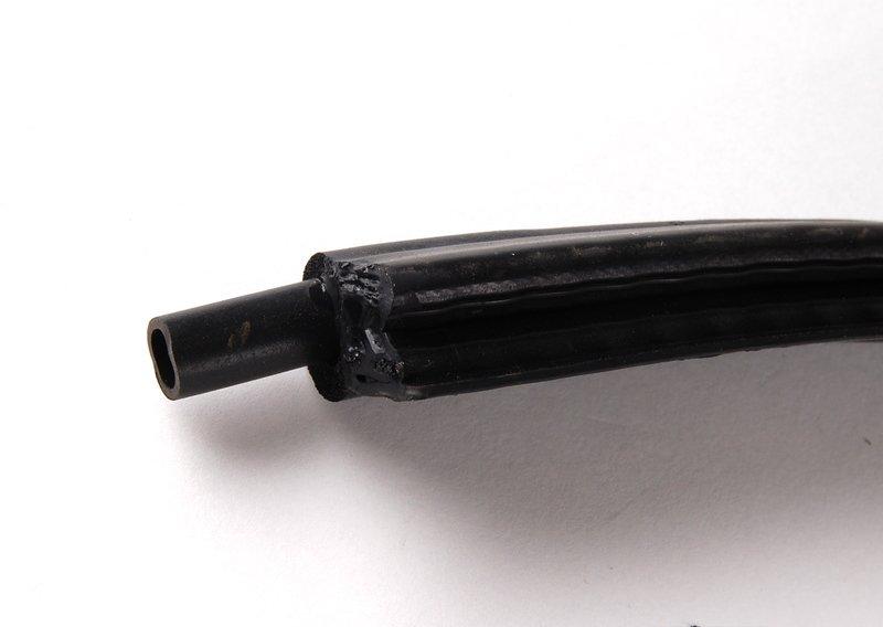 Уплотнитель багажной двери