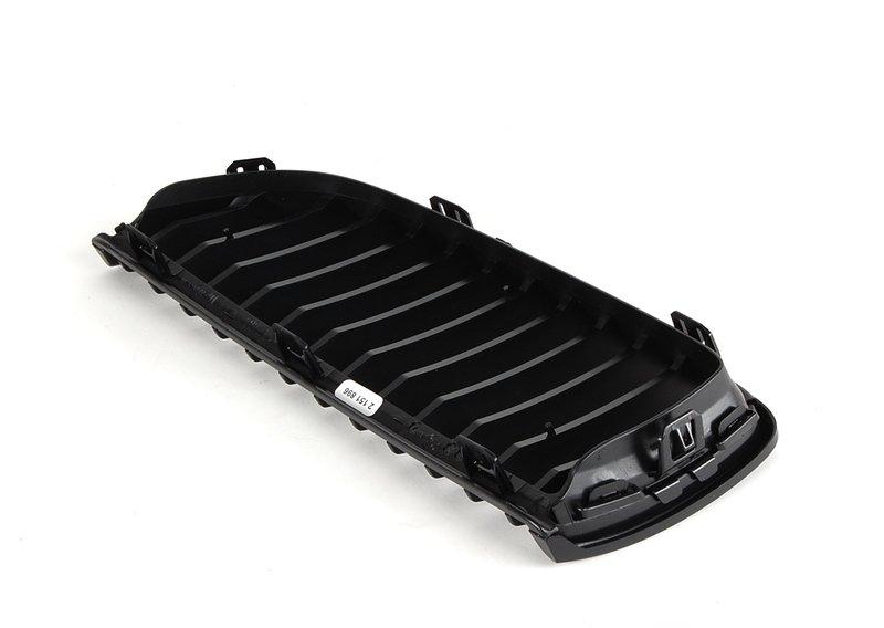 Ноздря П черная e90 дорест