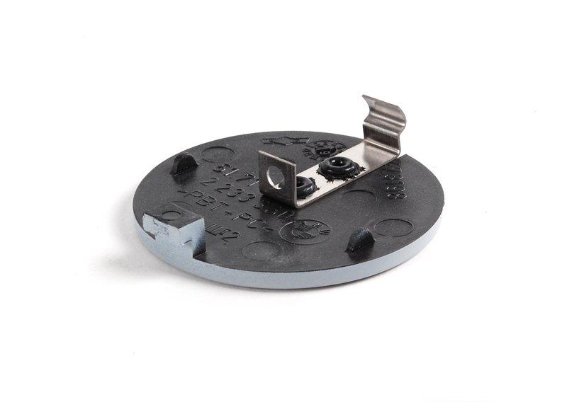 Крышка площадки под домкрат загрунтов.