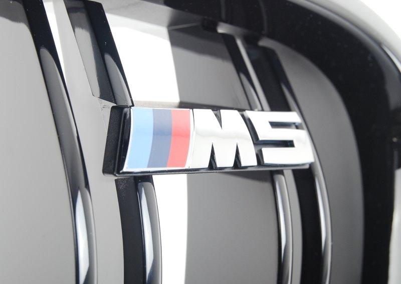 Ноздря F10MN Л черная