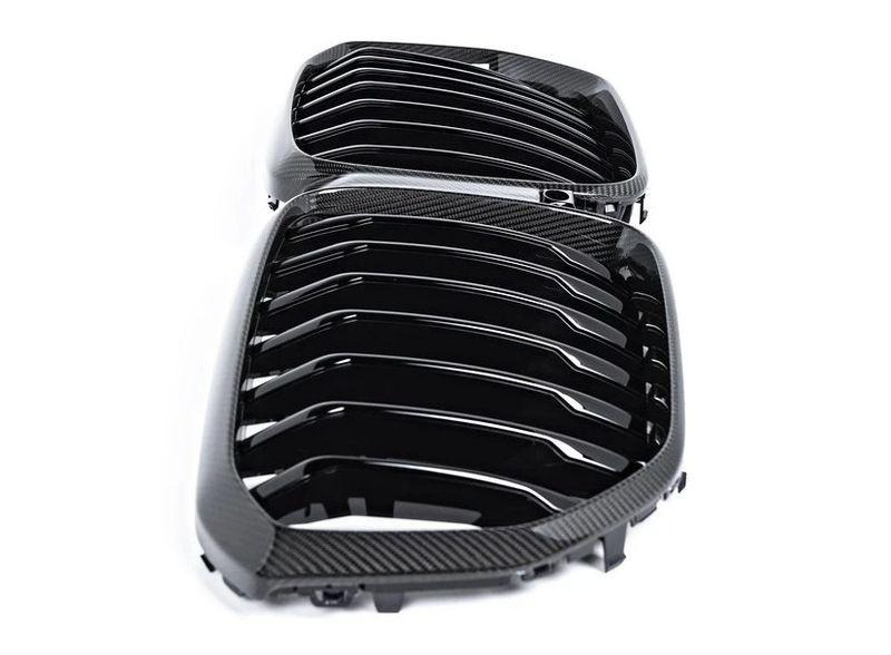 G05 решетка радиатора карбон