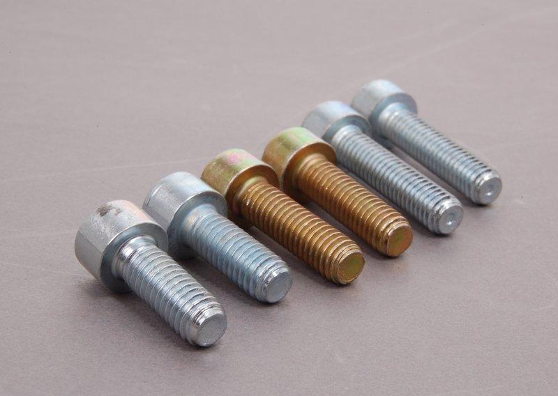 Комплект элементов крепления