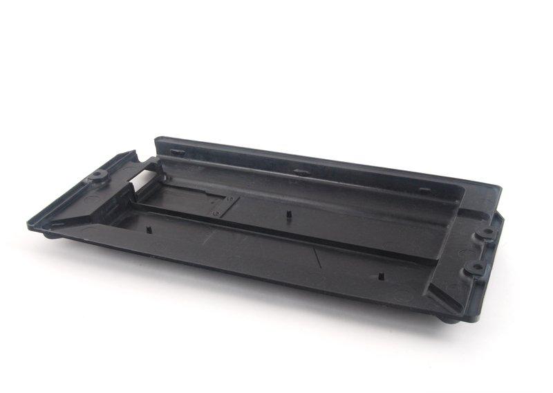 Крышка моноблока аккумулятор.батареи