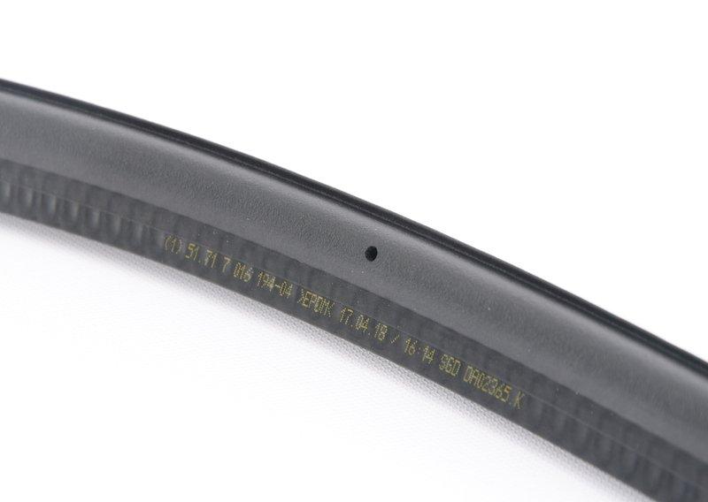 Уплотнитель багажной двери