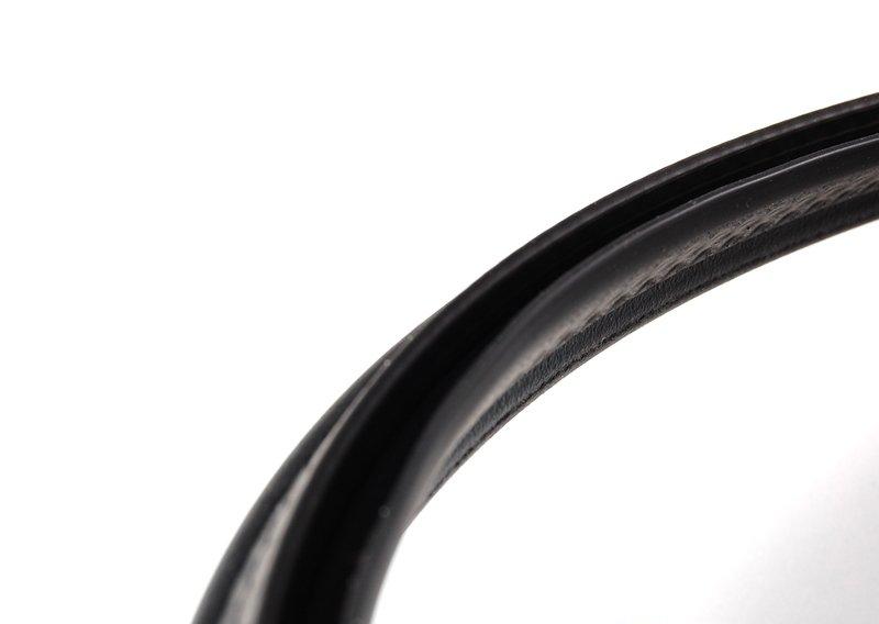 Уплотнитель багажной двери