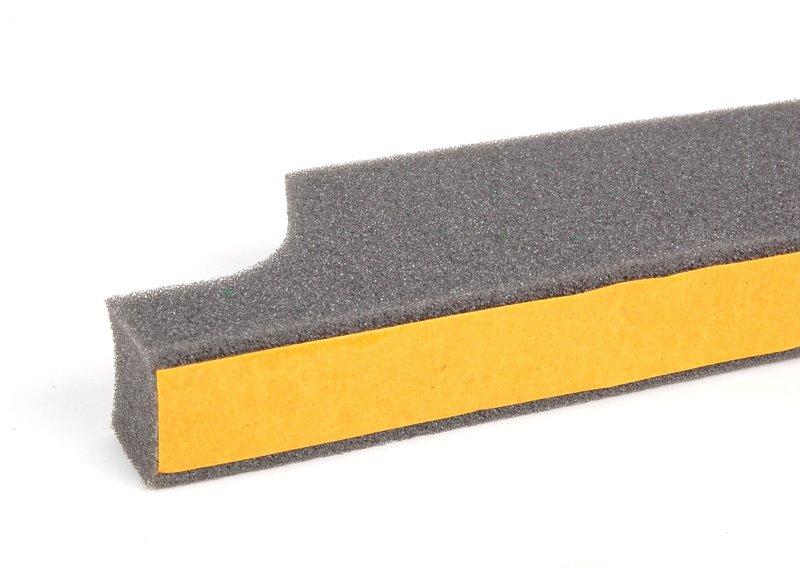 Уплотнитель щита передка П