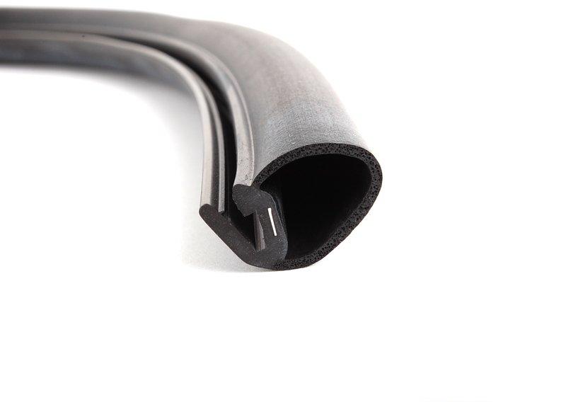 E90/E90N Уплотнитель капота Зд