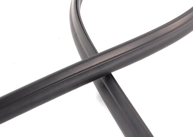 Уплотнитель обтекателя