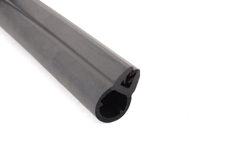 Уплотнитель обтекателя