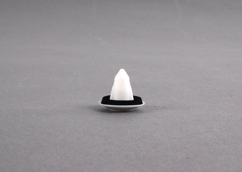 Нижняя часть зажима