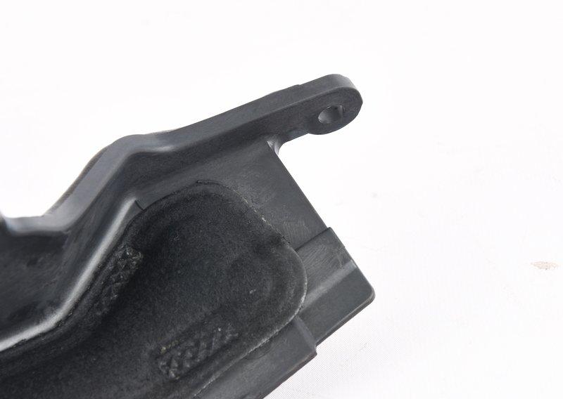 Звукоизоляция верх.части щита передка П