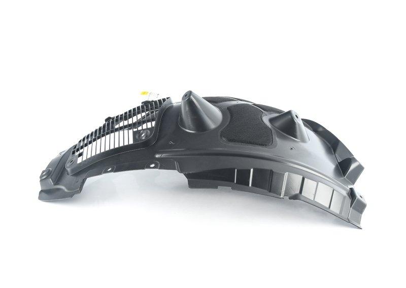 G06 подкрылок передний левый передняя часть