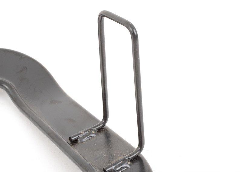 Армирующий элемент пола багаж.отдел. Пд E46