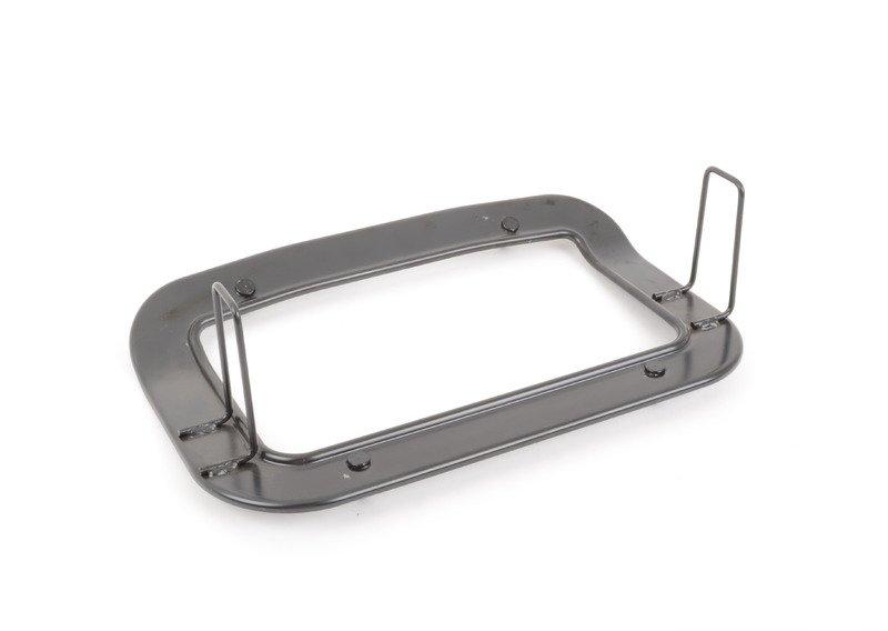 Армирующий элемент пола багаж.отдел. Пд E46