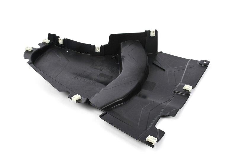 F95 уголок бампера правый