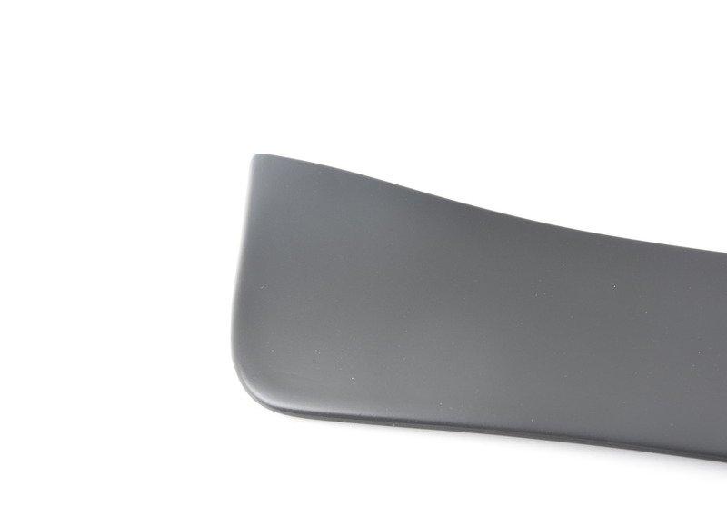 Задний спойлер