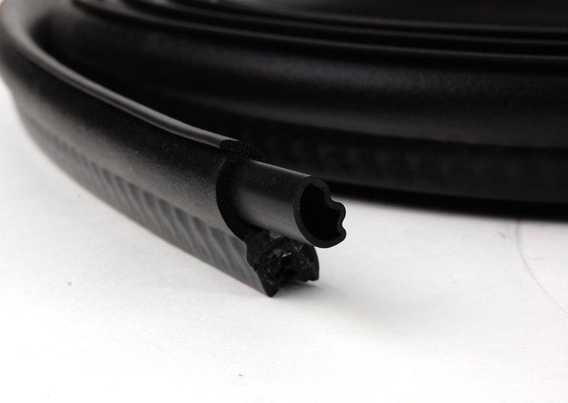 Уплотнитель багажной двери