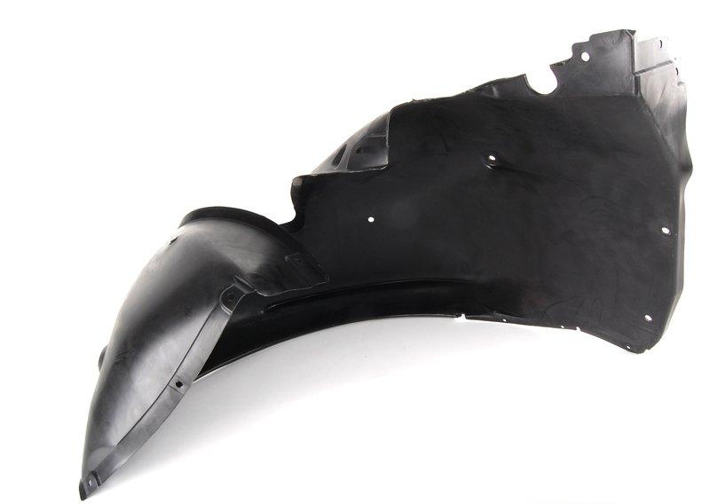E39 Кожух колесной ниши переднего правого колеса