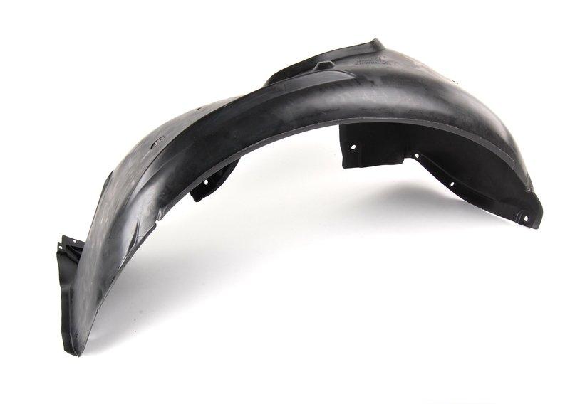 E39 Кожух колесной ниши переднего правого колеса