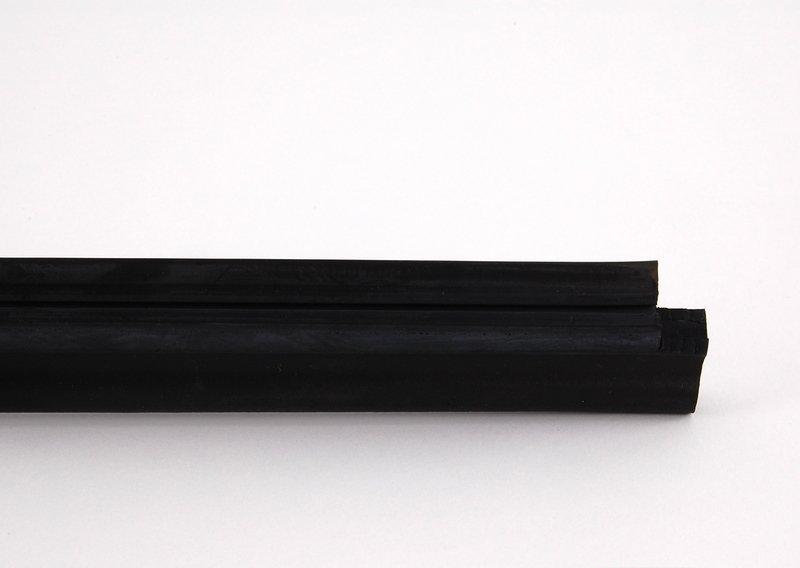 Уплотнитель капота Бок